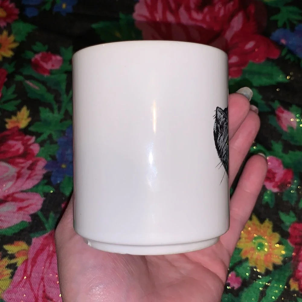 Vintage Japan kitty cat tail handle coffee mug